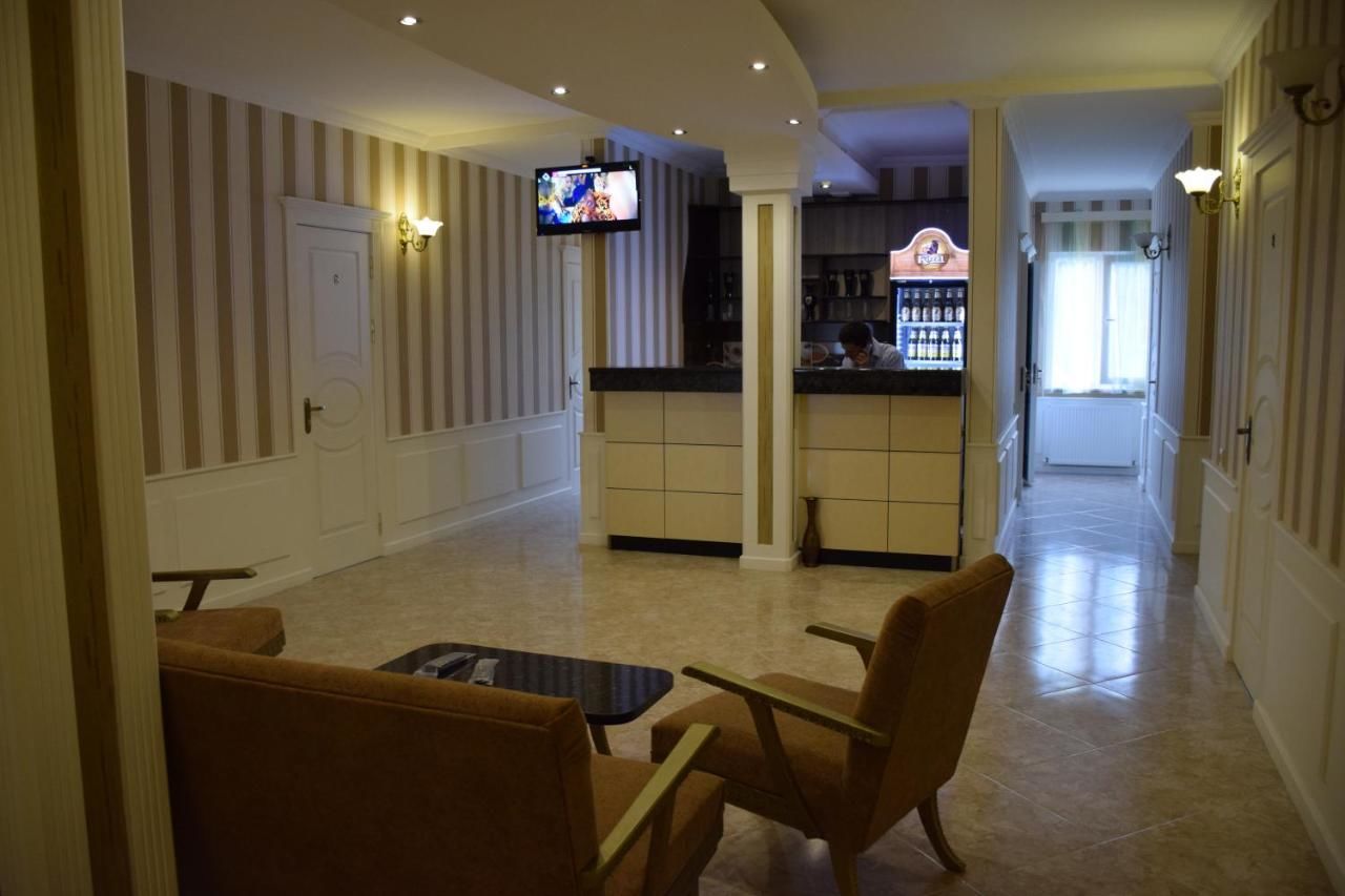 Отель Crossway Tbilisi Hotel Тбилиси-20