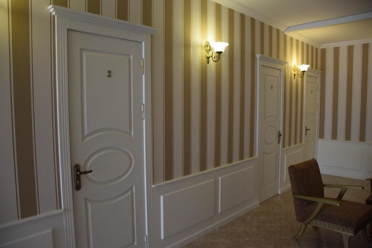 Отель Crossway Tbilisi Hotel Тбилиси-21