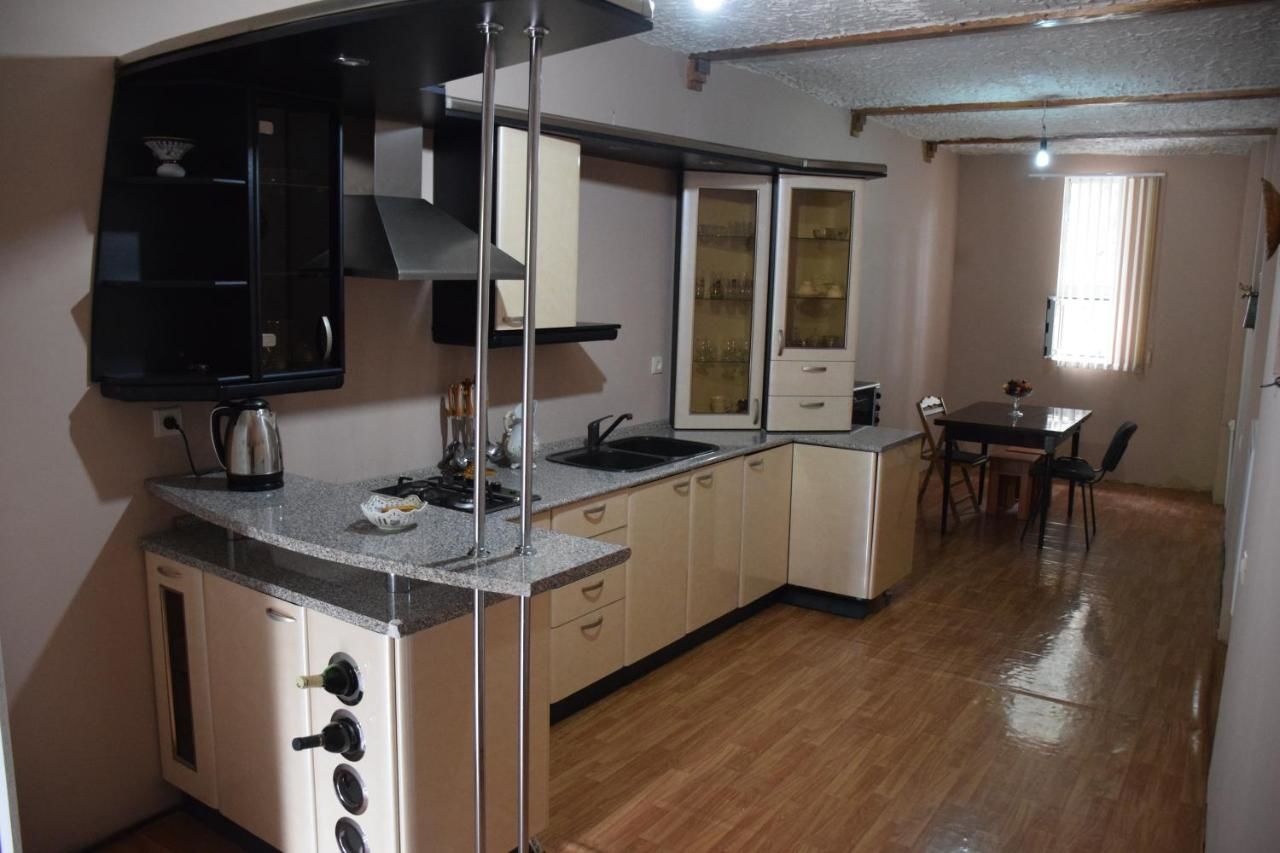 Отель Crossway Tbilisi Hotel Тбилиси-46