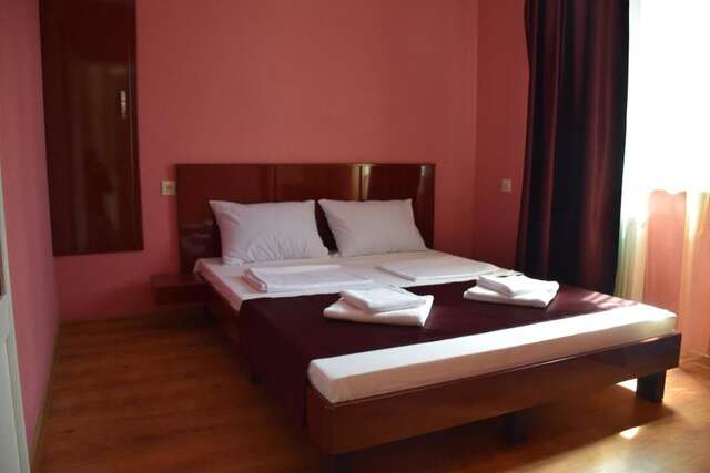 Отель Crossway Tbilisi Hotel Тбилиси-14