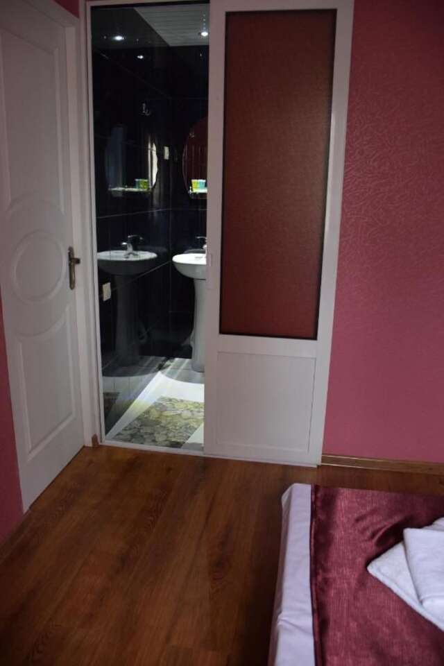 Отель Crossway Tbilisi Hotel Тбилиси-16