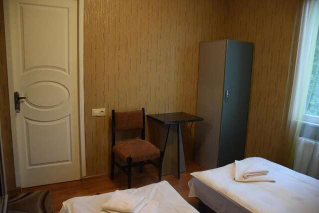 Отель Crossway Tbilisi Hotel Тбилиси-23